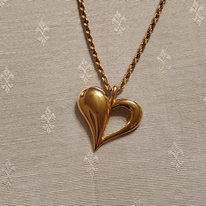 Vintage Gold Heart Pendant with Rope Chain